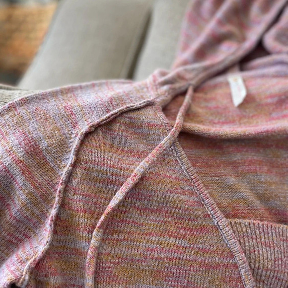 Daily Practice by Anthropologie - Hooded Ombré Pink Oversized Sweater - Small - Picture 5 of 11